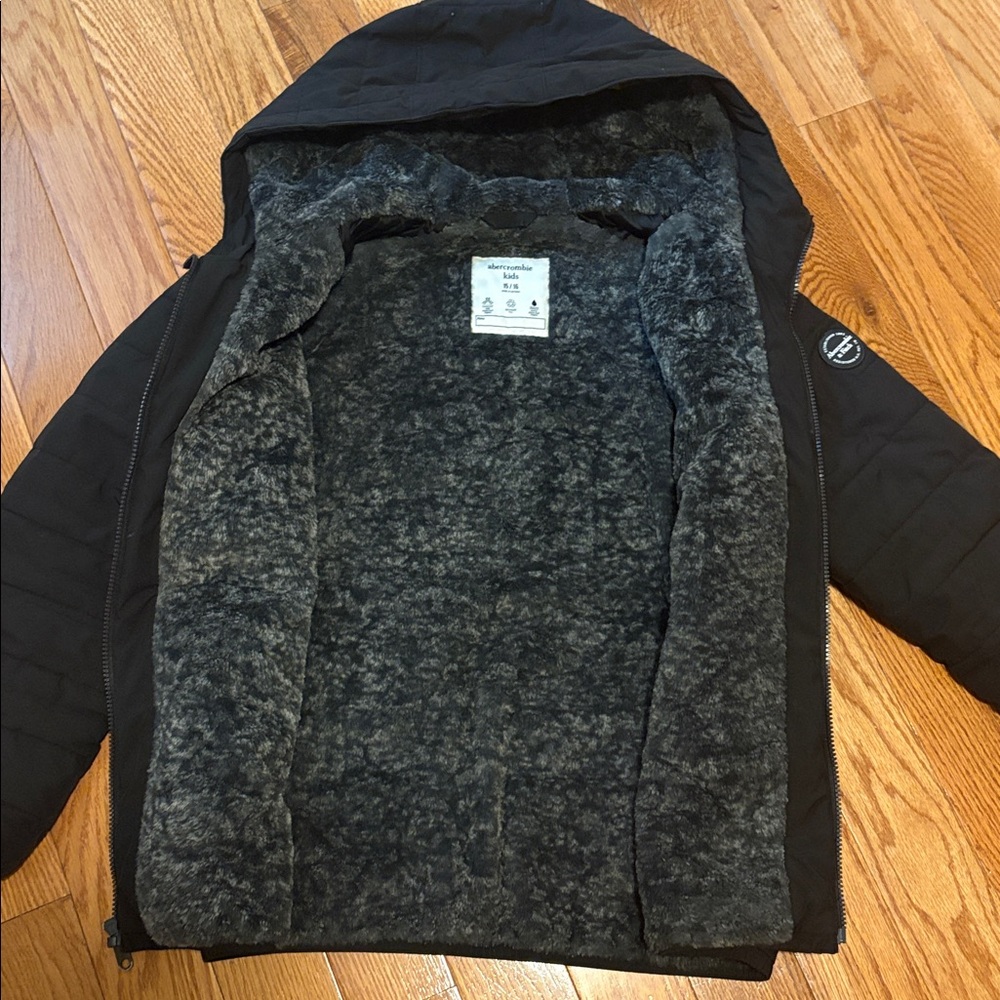 Abercrombie & Fitch Kids Black Puffer Jacket - Picture 5 of 9